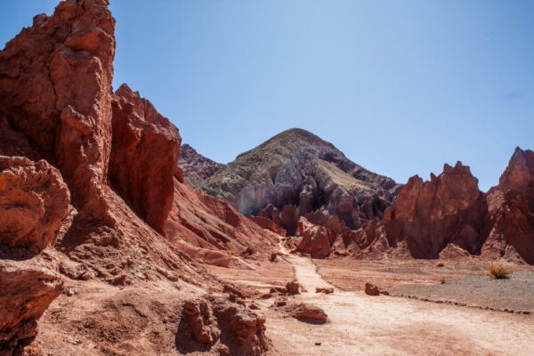 Tour Valle del Arcoíris y Petroglifos de Hierbas Buenas - Imagen 12