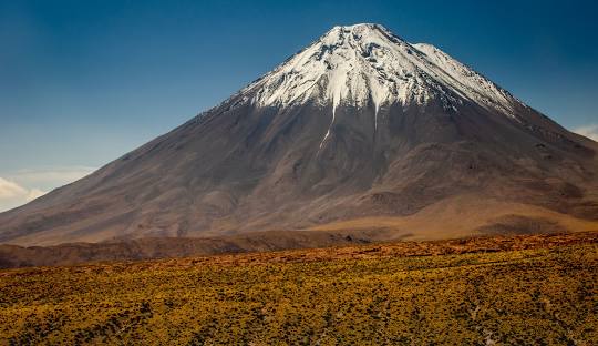 Volcán Lincanbur 